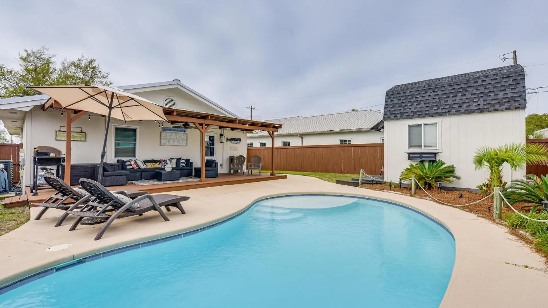 Panama City Beach Home With Private Pool And Gas Grill بيت للعطل
